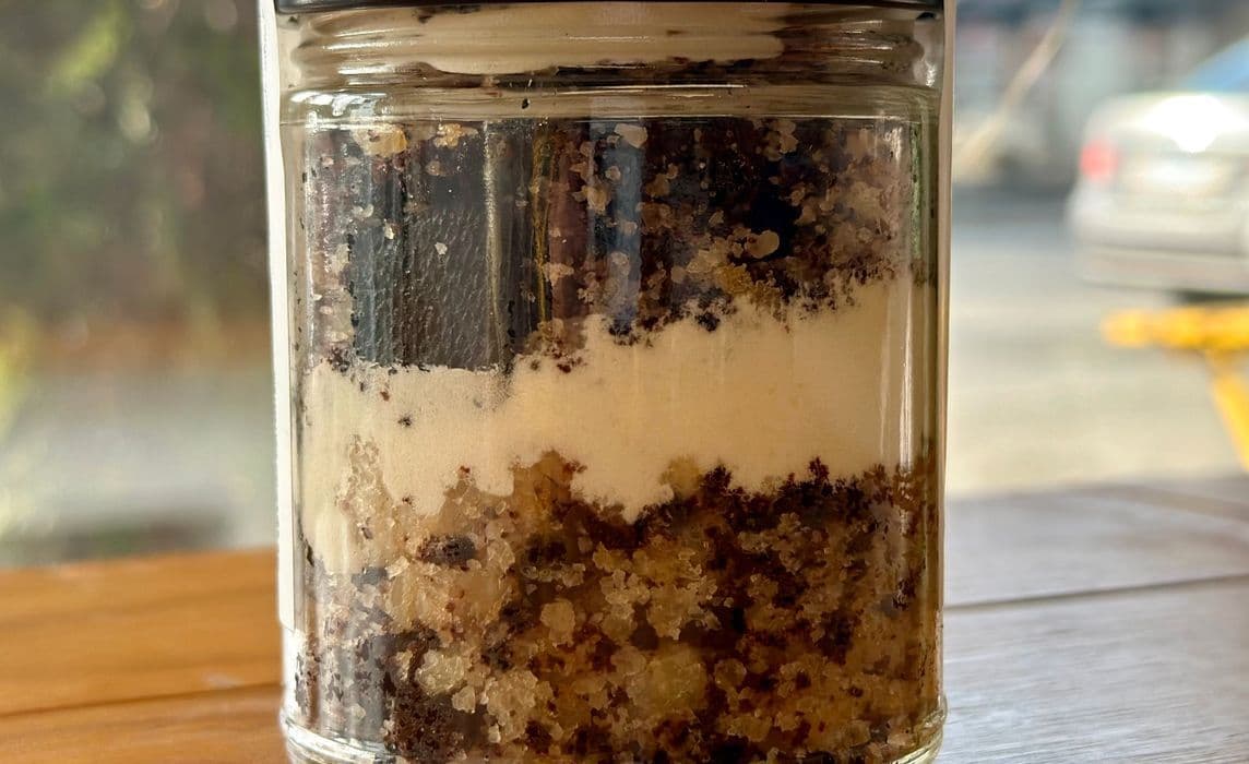 CAKE JAR Oreo Cake (Contains Dairy, No Eggs)
