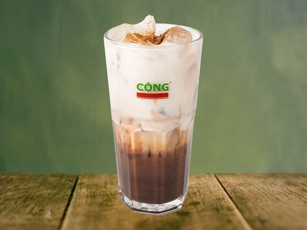 Iced Vietnam Cocoa w. Cinnamon.