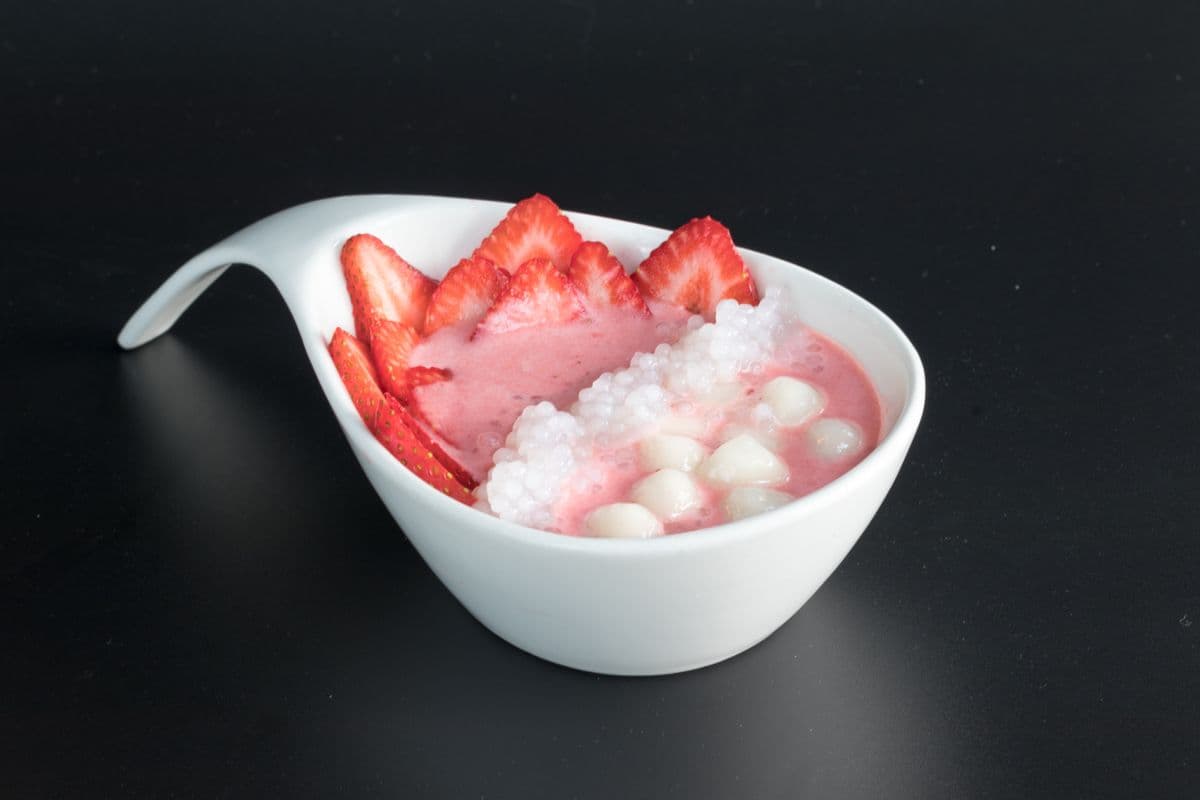 S10. Fresh Strawberry with Pearl Delight 草莓小丸子