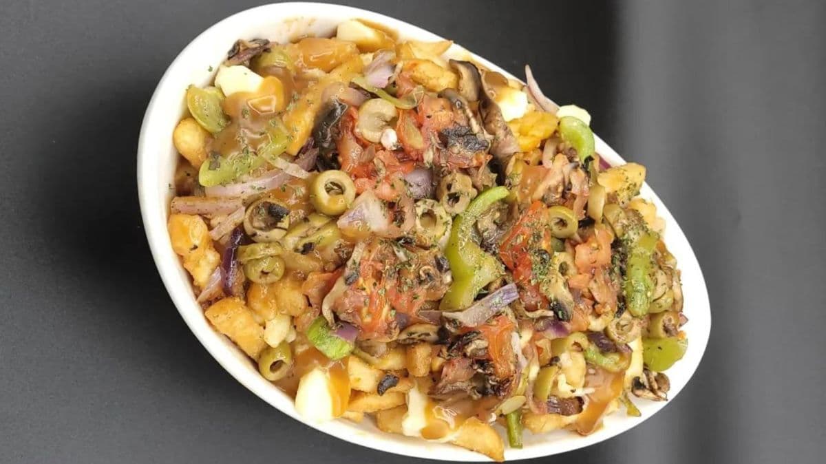 Veggie Me Up Poutine