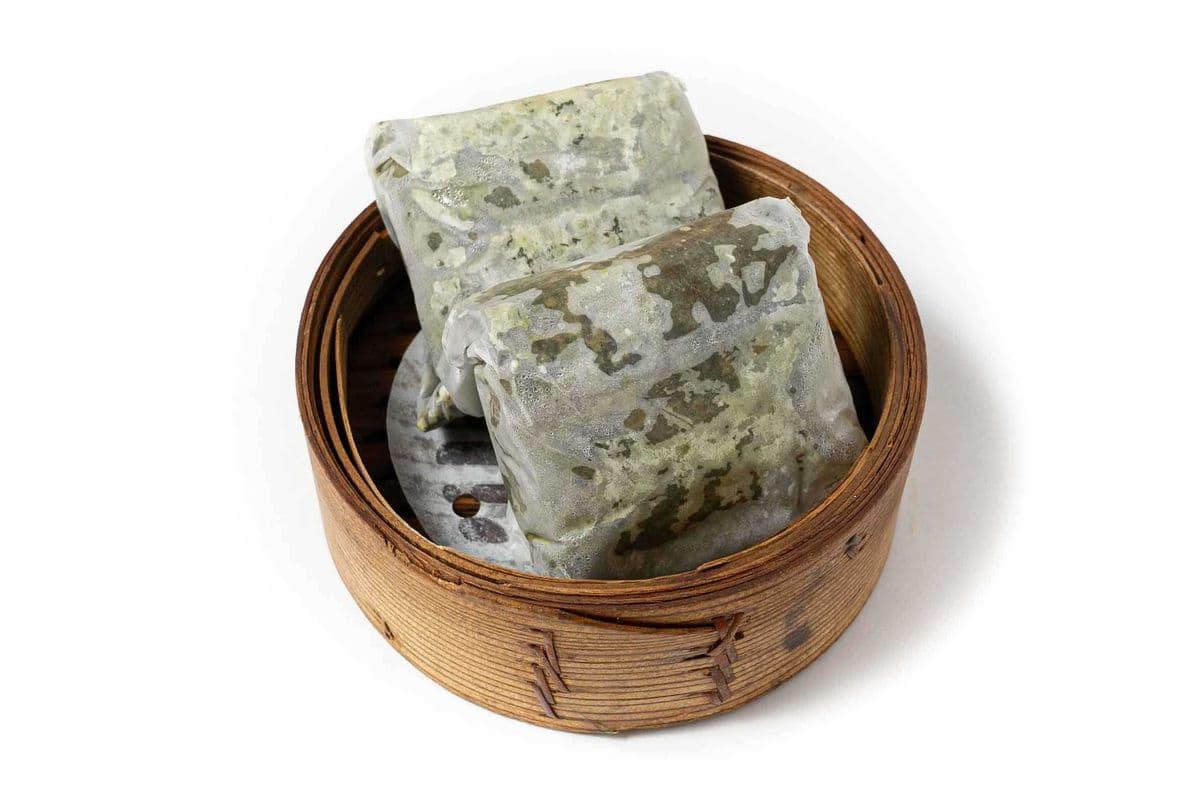 Steamed Chicken With Sticky Rice (2 pcs)