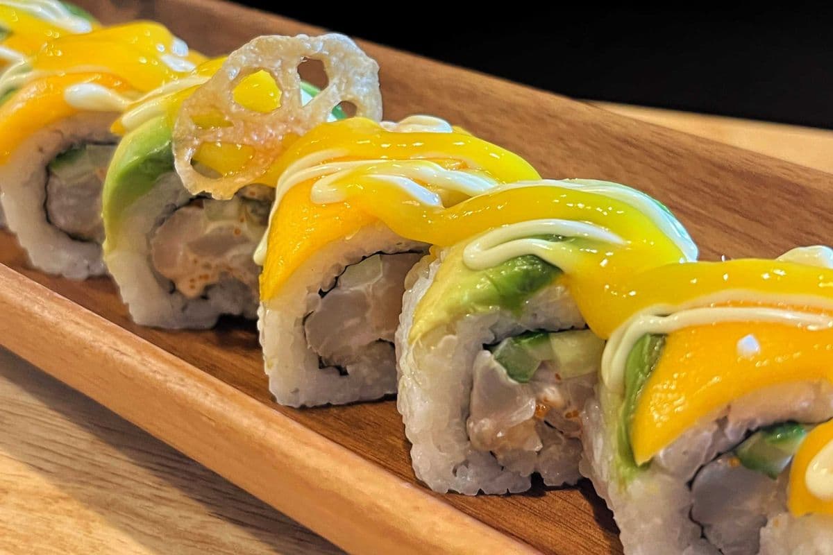 Mango Scallop Roll