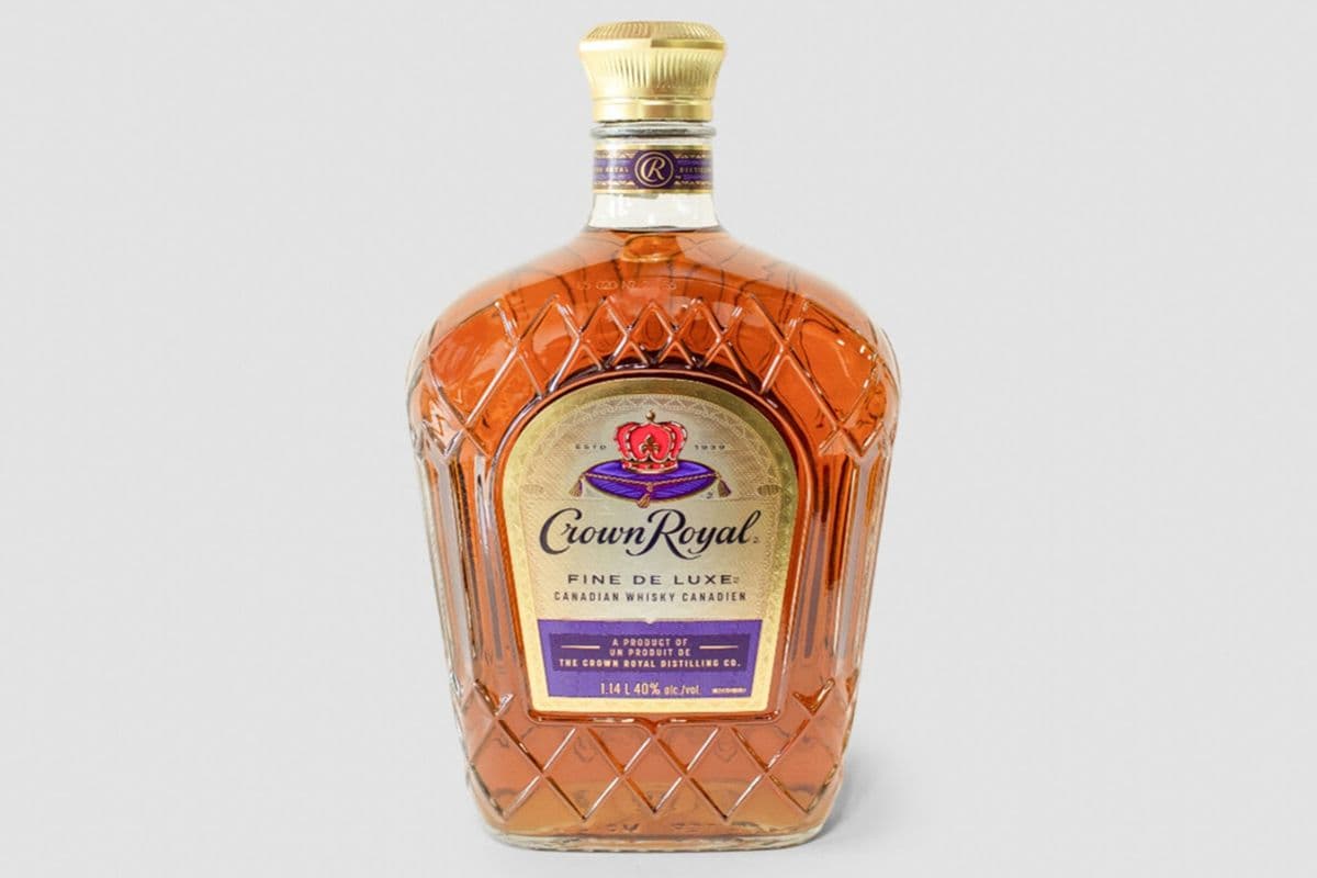 Crown Royal Canadian Whisky (1 x 1.75 L)