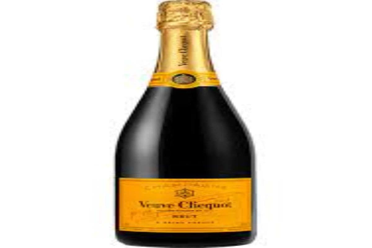 VEUVE CLICQUOT BRUT CHAMPAGNE (1 x 750 ml)