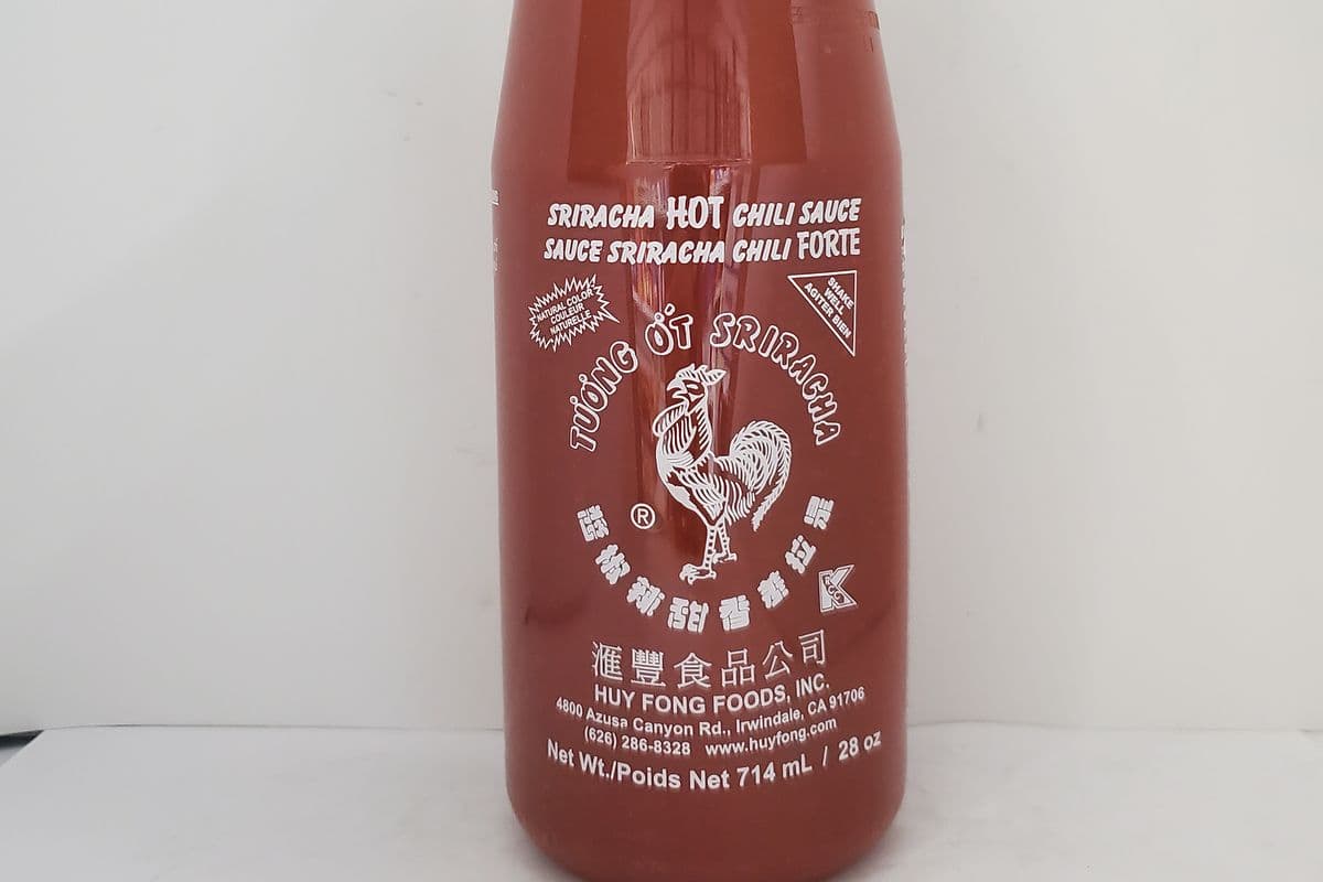 Sriracha Hot Chilli Sauce (714ml)