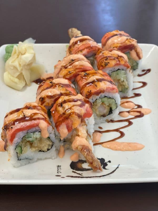 Aburi Spicy Salmon Roll