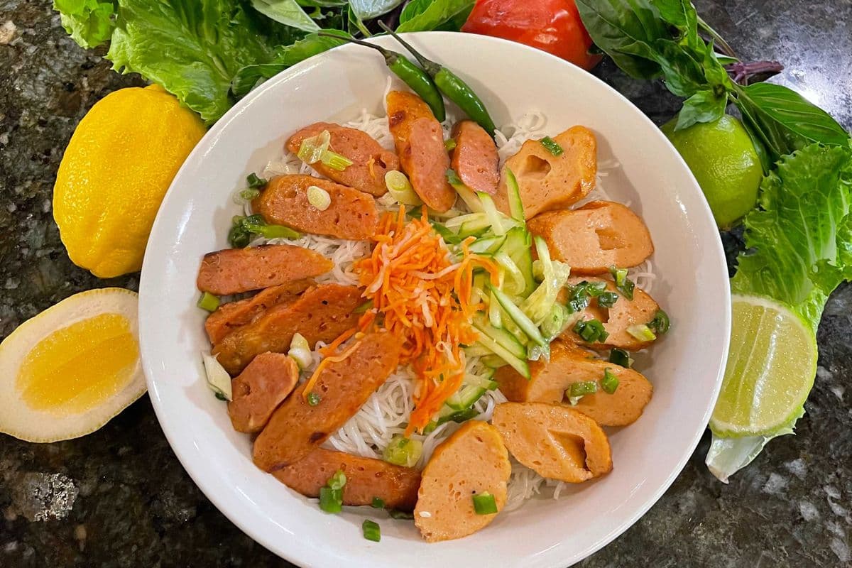 C39. Vermicelli with Pork Patty and Shrimp Patty