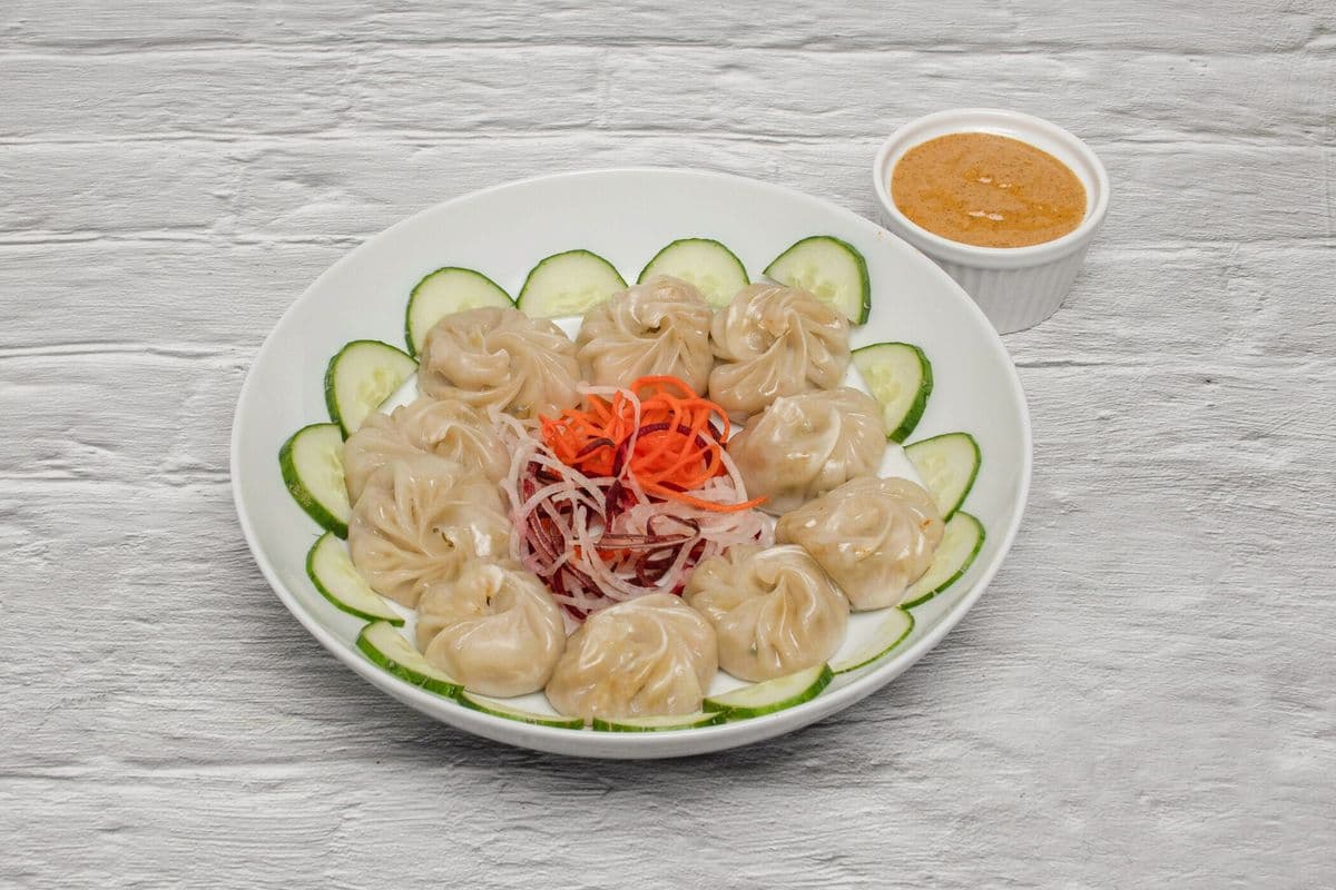 Momo (8 pcs)