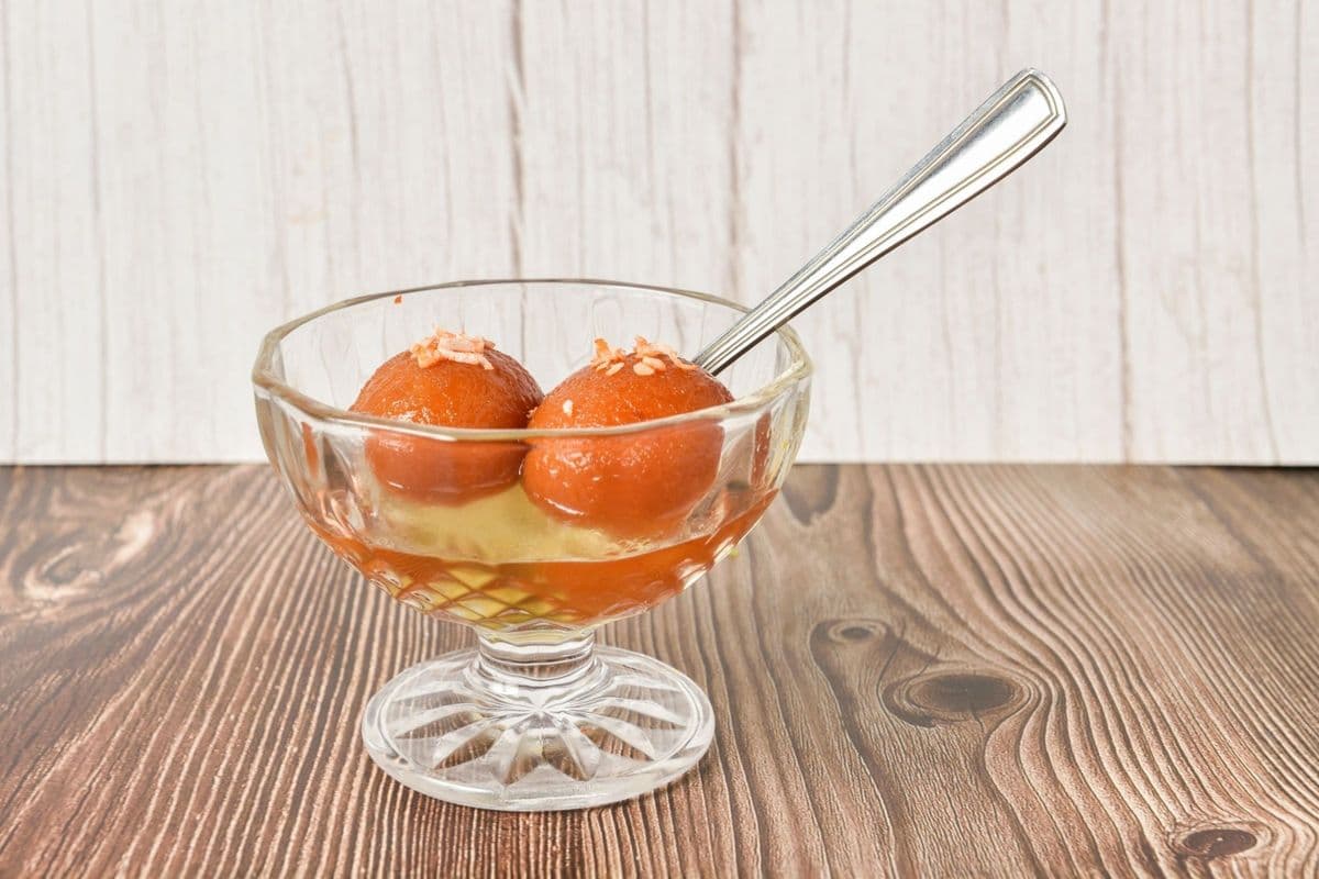 Gulab Jamun (2 Pcs)