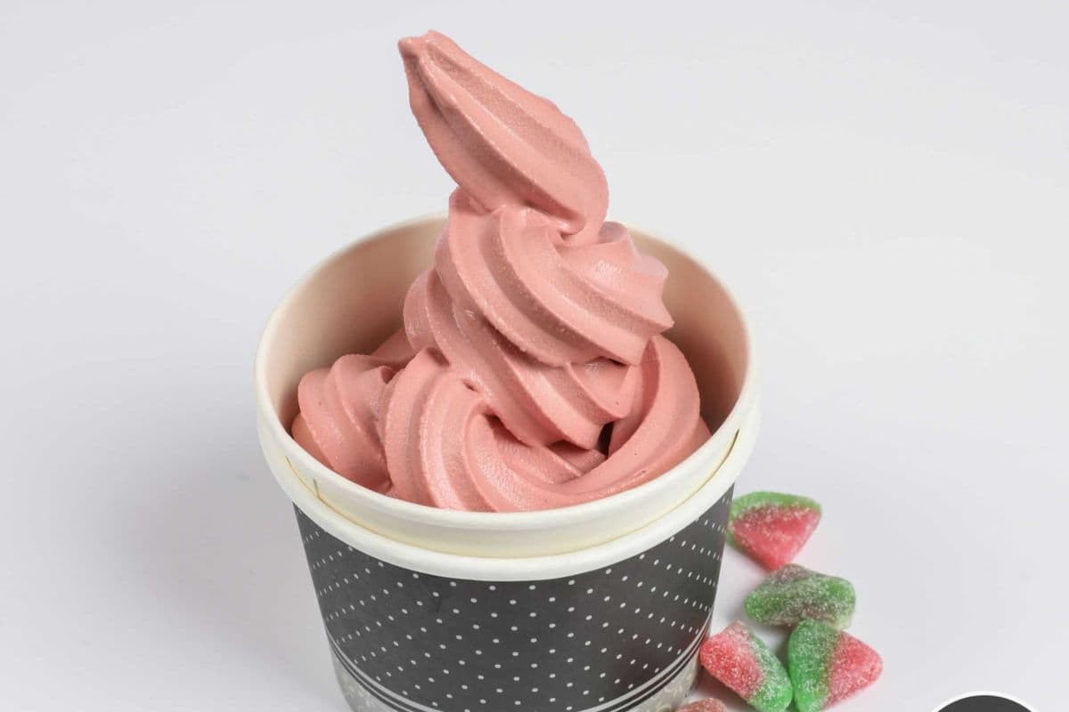 Red Velvet Froyo (250 g) (~ 250g)