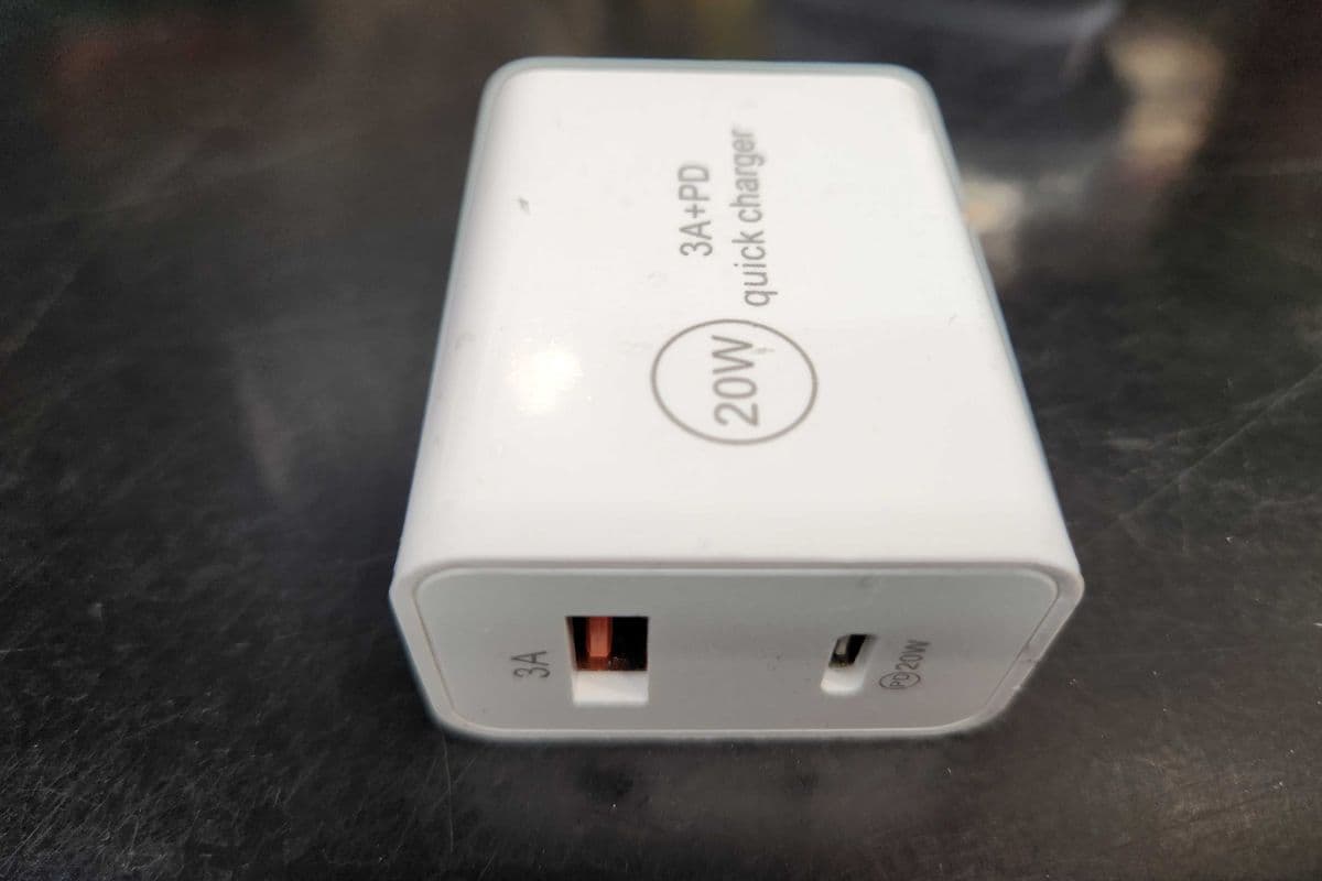 Adapter Charger USB/USB-C - Adaptateur chargeur USB/USB-C