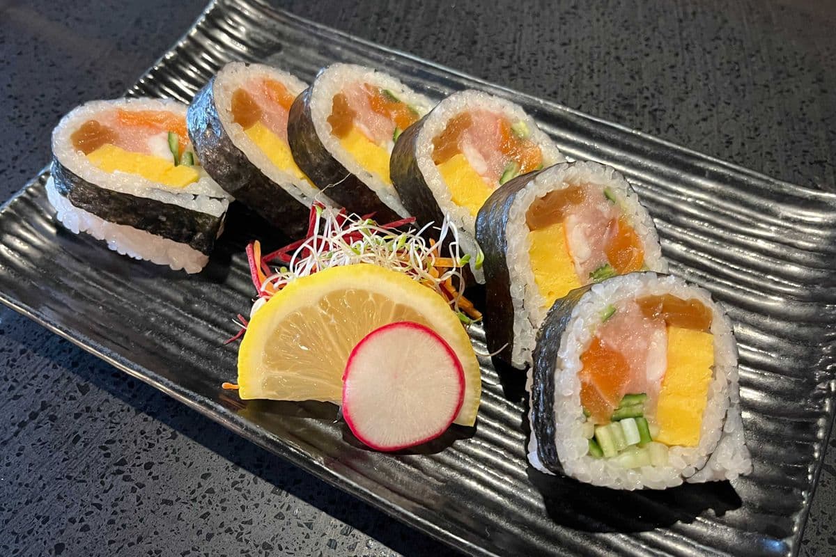 Futo Maki (Seaweed Outside Roll)