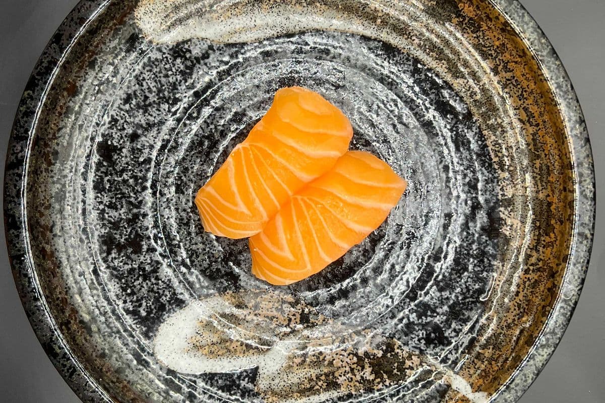 Atlantic Salmon Nigiri (2 pcs)