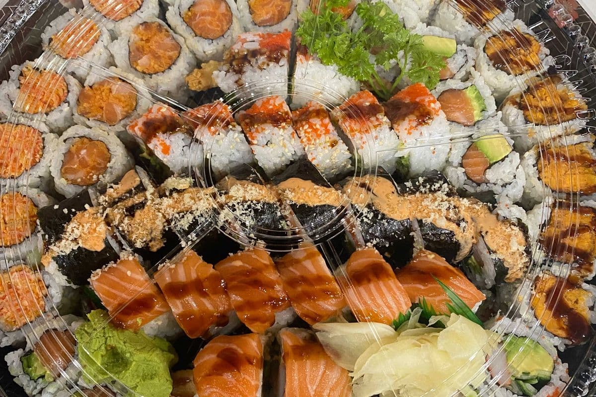 Assorted Roll (60pcs)