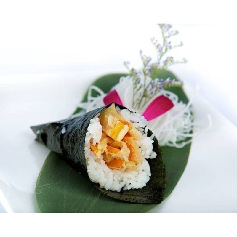 Yam Tempura Hand Roll (1 pc)