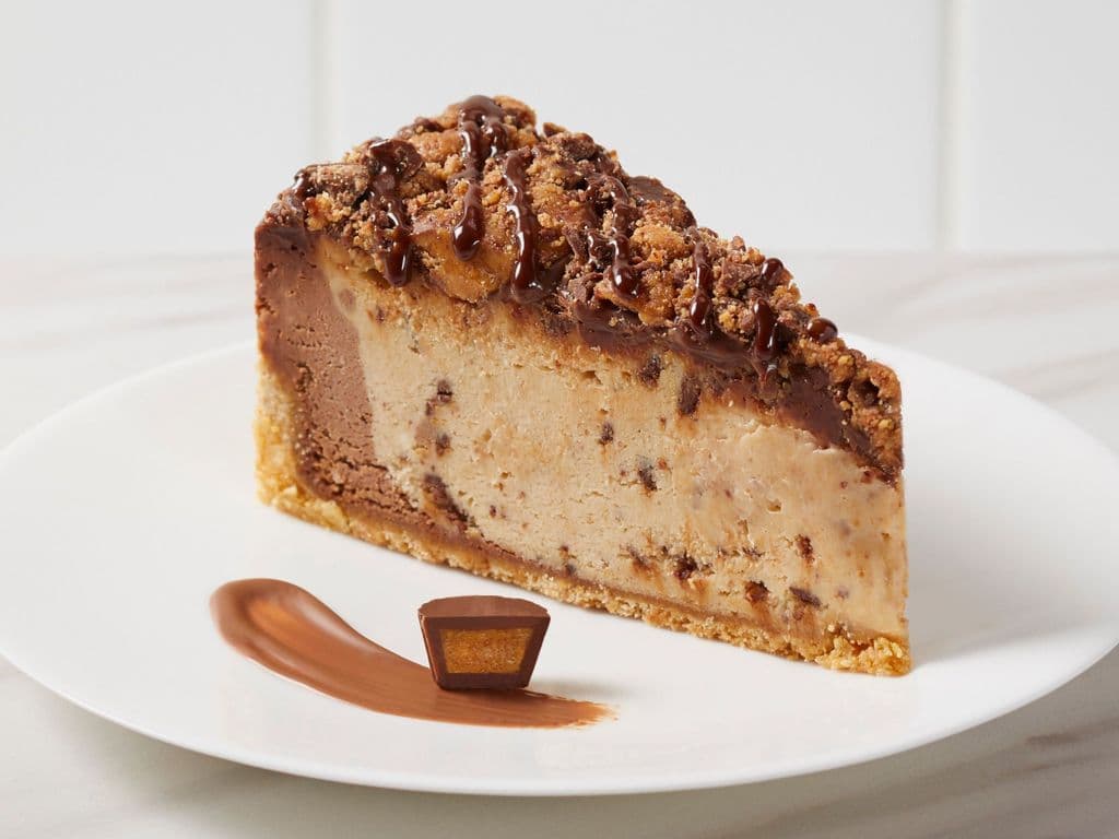 REESES PEANUT BUTTER CHOCOLATE CHEESECAKE