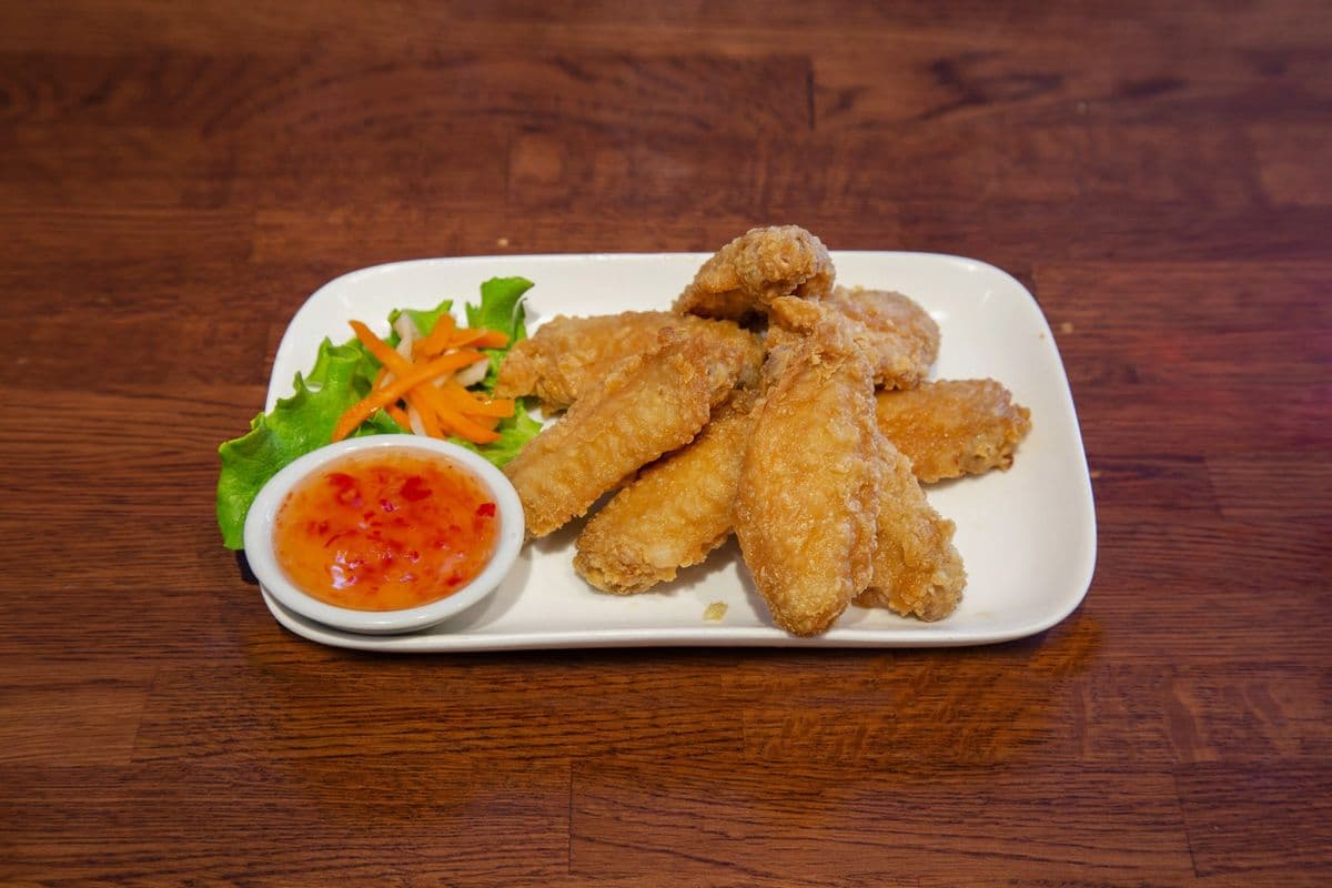 A10. Deep-Fried Chicken Wings - Canh Ga Chien (7 pieces)