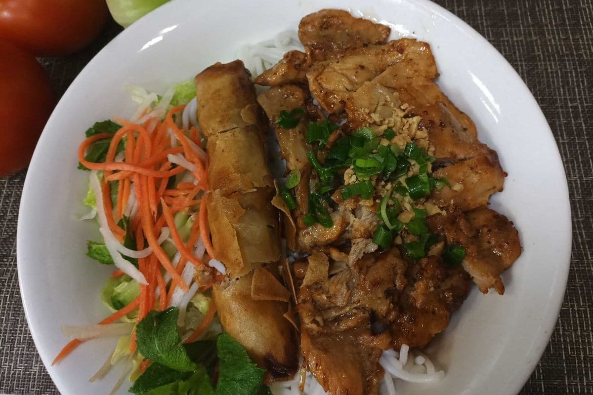 450. Bun Cha Gio, Ga Nuong