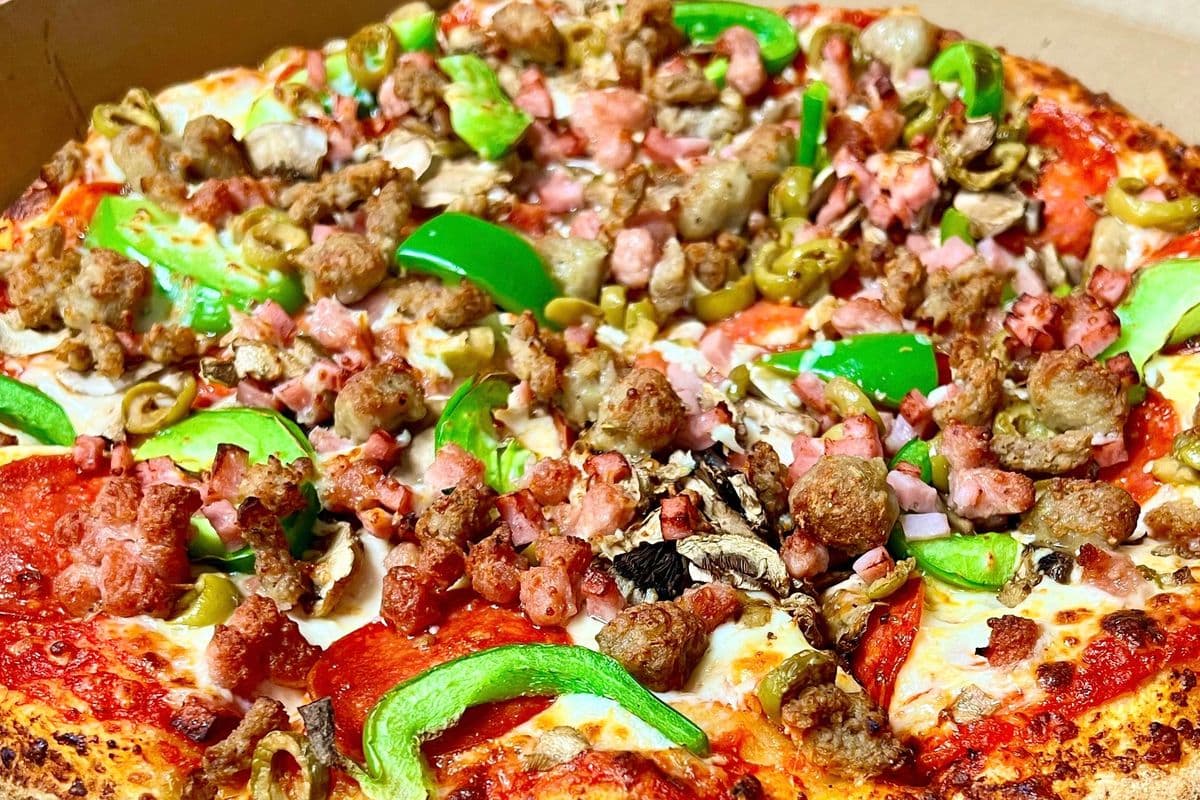 10" Small Mr. Reginos Pizza