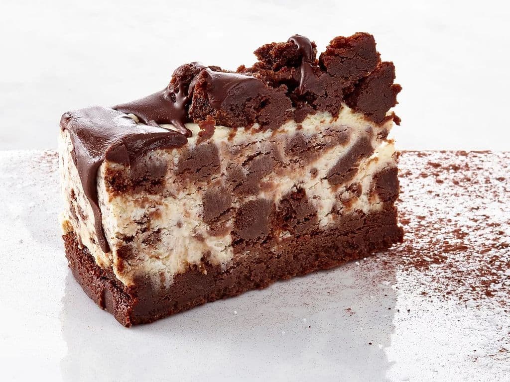 GLUTEN-FREE WHITE CHOCOLATE BROWNIE CAKE
