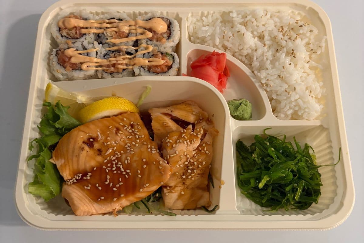 122. Salmon Teriyaki Bento Box