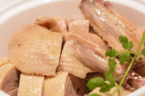 15. Nanjing-Style Salted Duck (half) 南京盐水鸭 (半只）