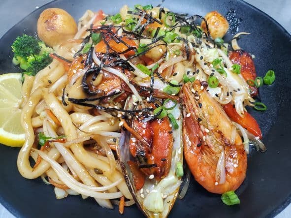 Seafood Yakiudon