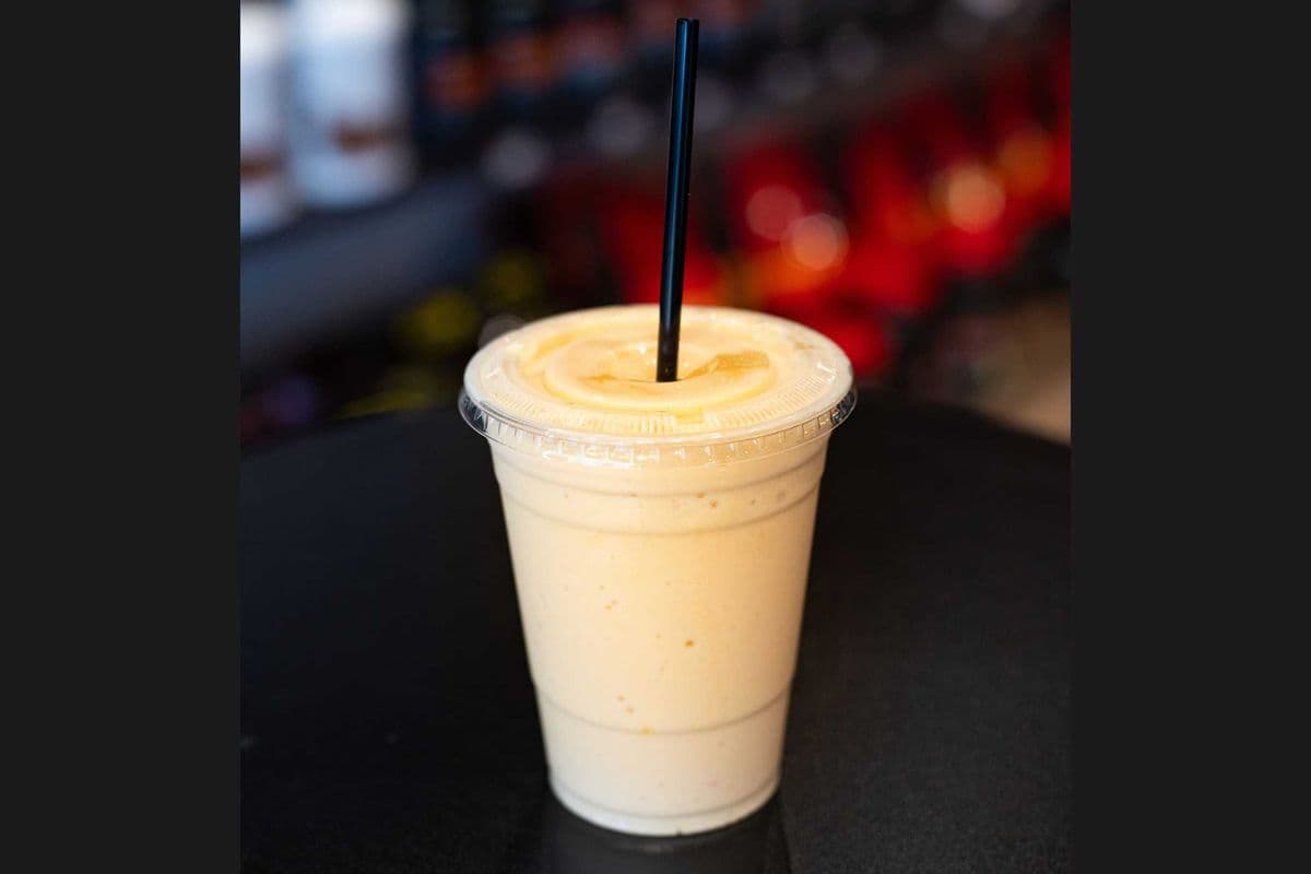 Peachy Dream Smoothie (298 Cal)