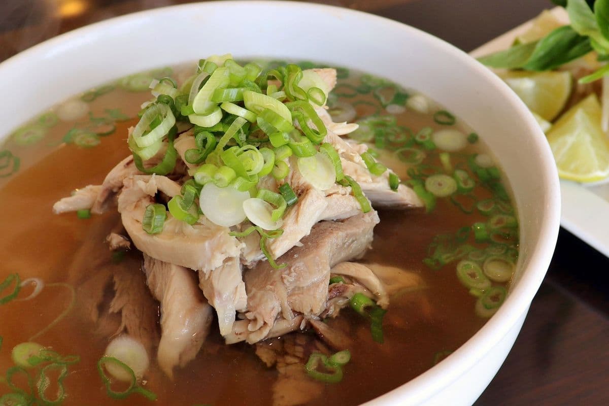 P4. Pho Nam Ga (Large)
