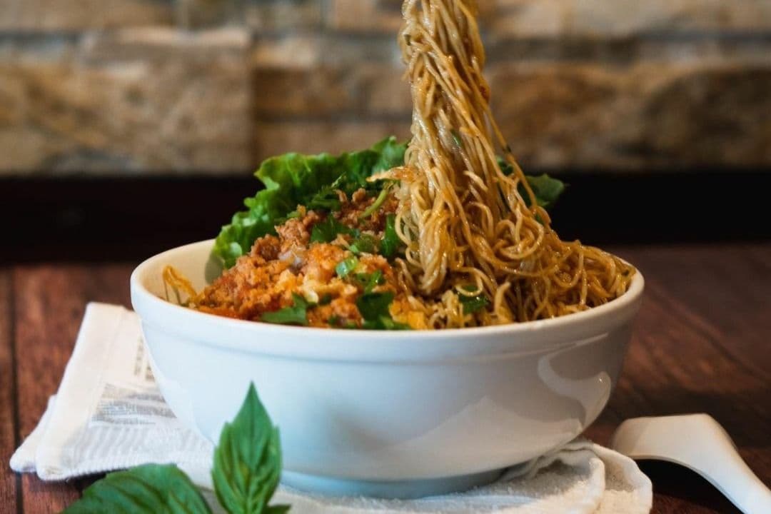 39. Pan-Fried Egg Noodle with Pork and Shrimp