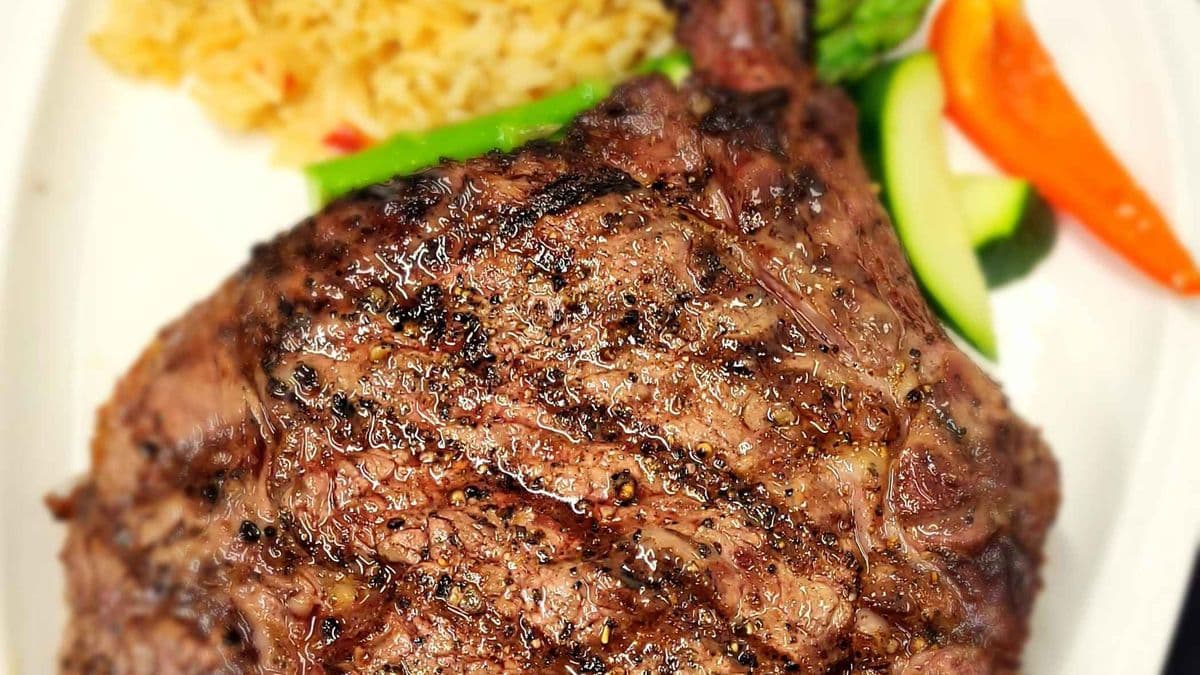 Bone-In Ribeye (20 oz)