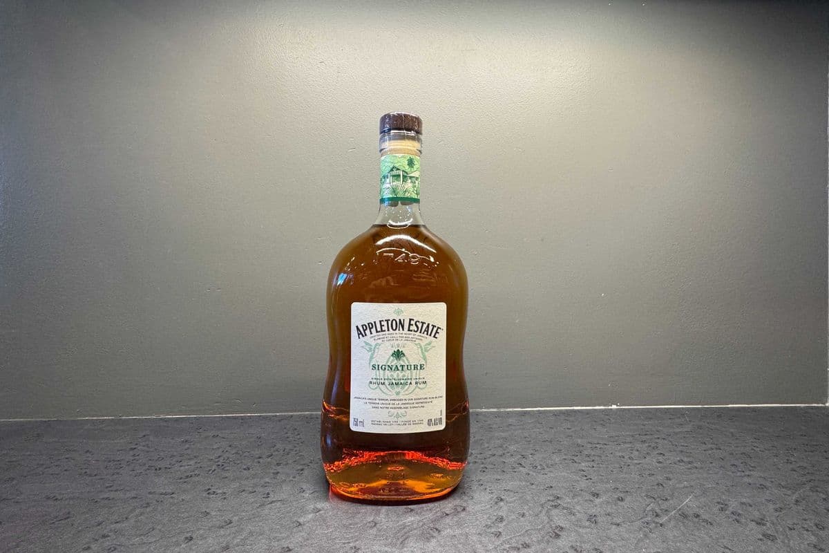 Appleton Estate Signature Blend Rum 750ML Bottle (1 x 750ml)