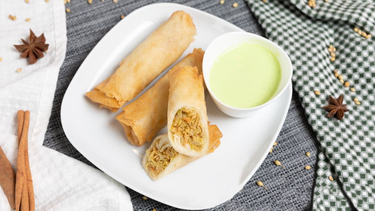 Vegetarian Spring Roll (2 pcs)
