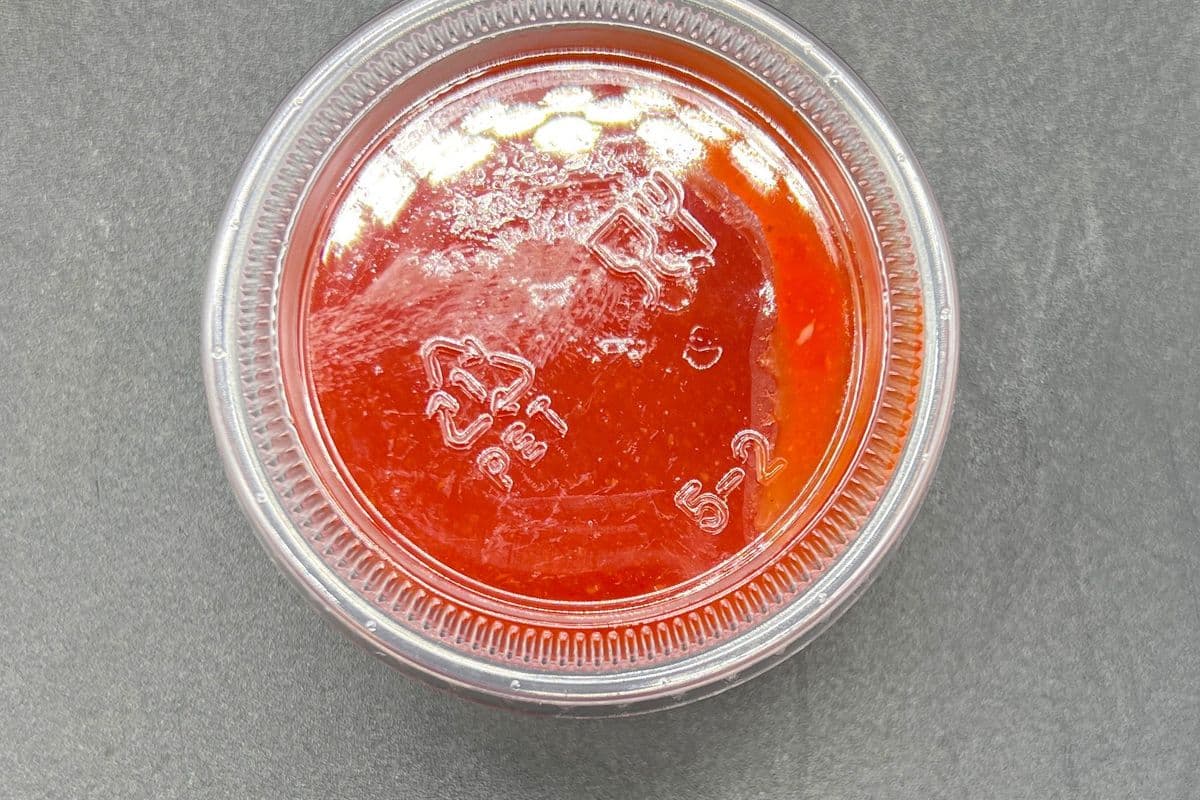 E4. Hot chill sauce