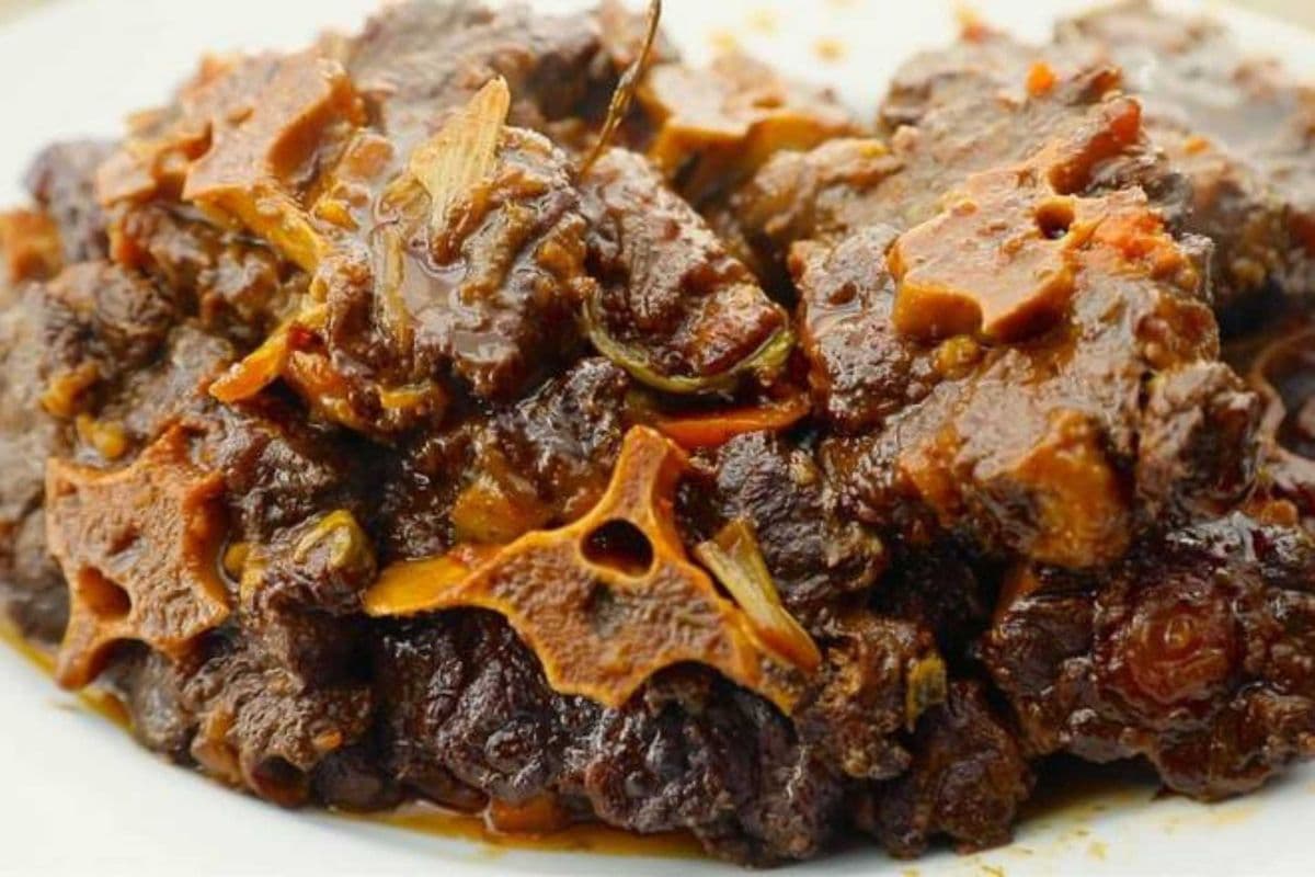 1 Lbs. Oxtail Stew