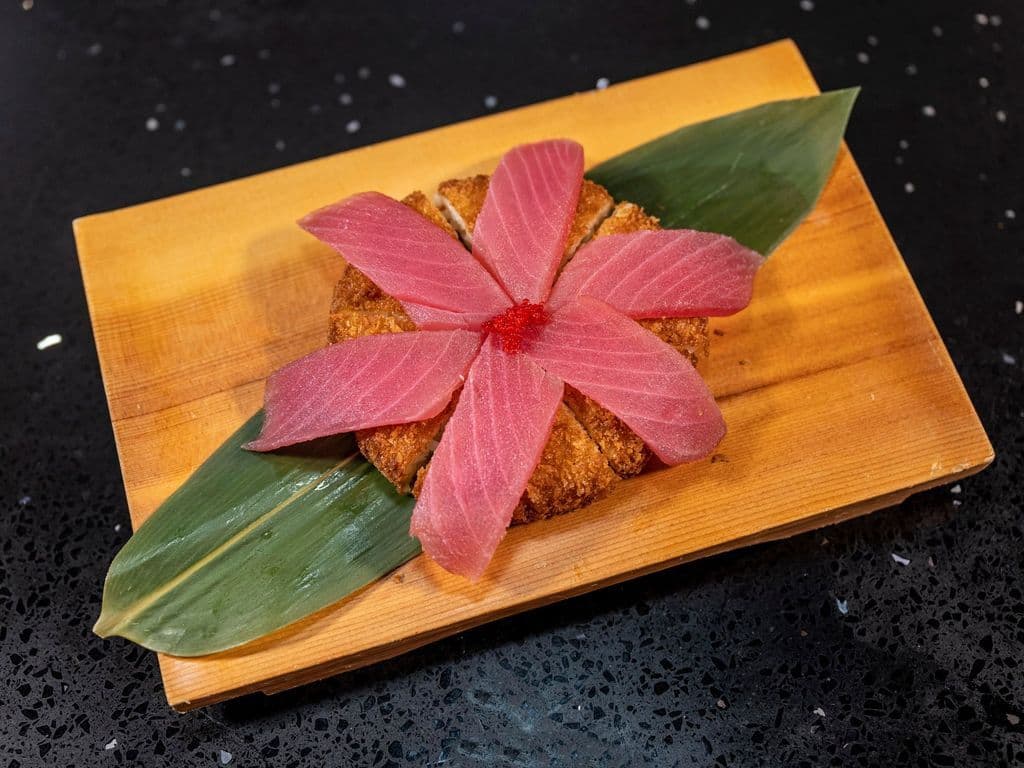 Tuna Pizza (6pcs)