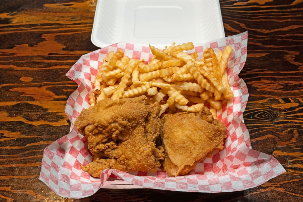 Chicken (3 pcs) and Small Fries