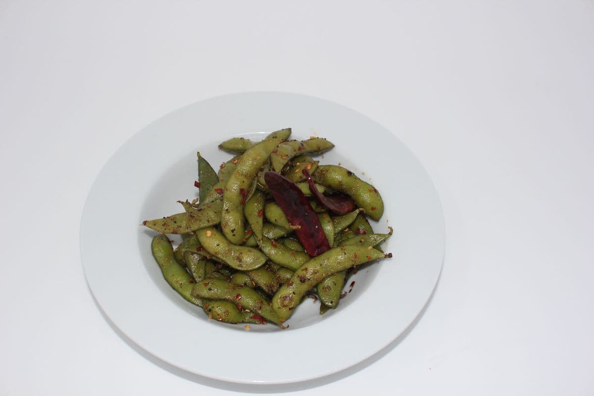 Edamame with Spicy Salt and Peppers