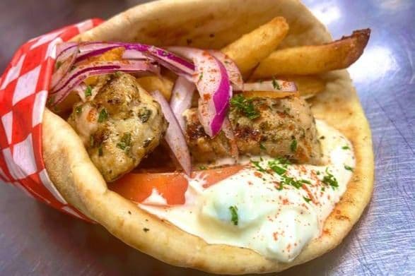 Pita souvlaki au poulet / Chicken Souvlaki Pita