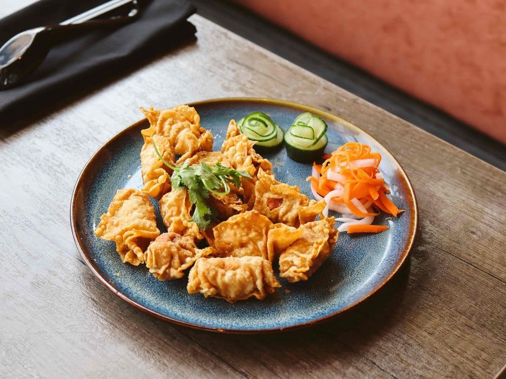 K13 - Crispy Fried Wonton (Hoành Thánh Chiên Giòn)