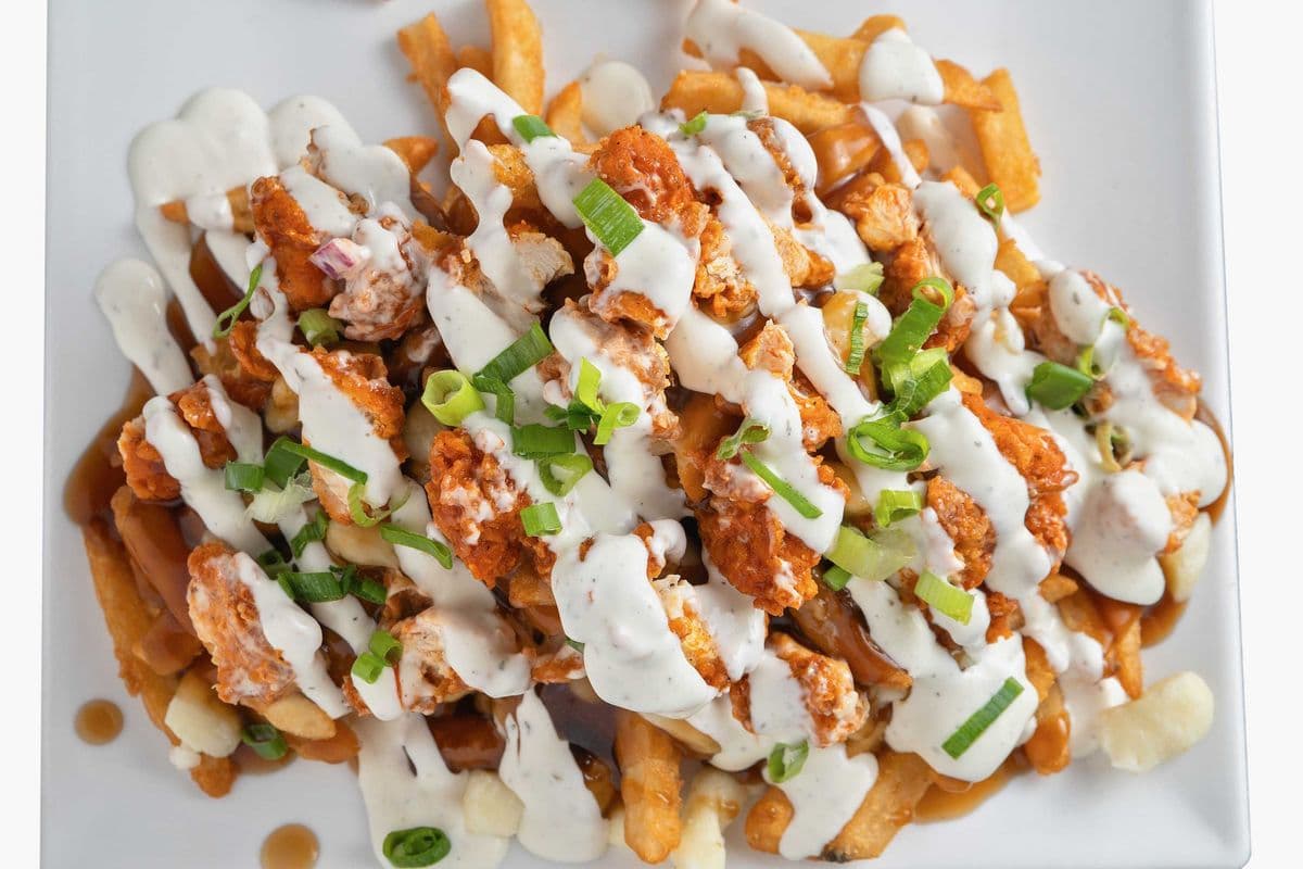 Buffalo Chicken Poutine