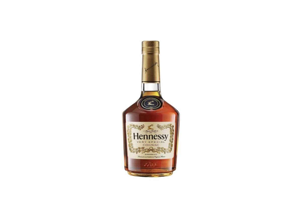 8284. HENNESSY VERY SPECIAL (1 x 750ML)