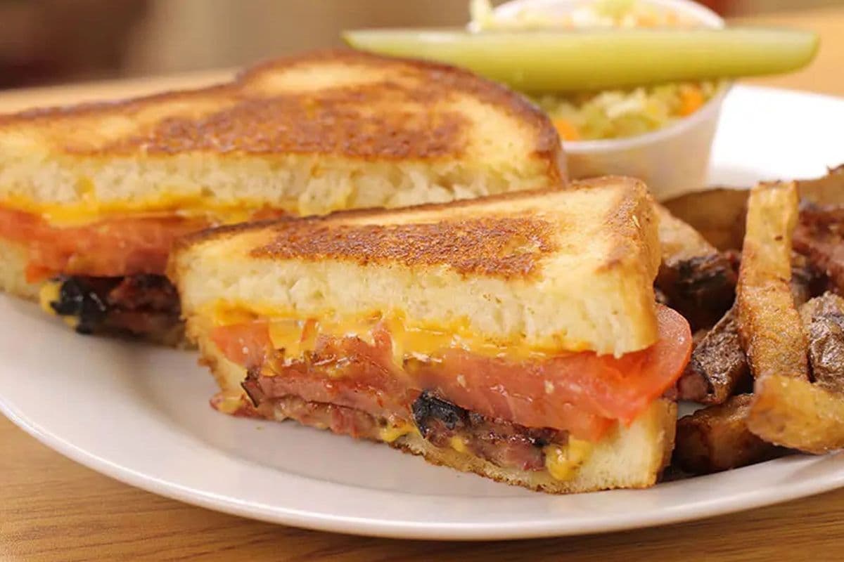 Grilled Cheese Deluxe