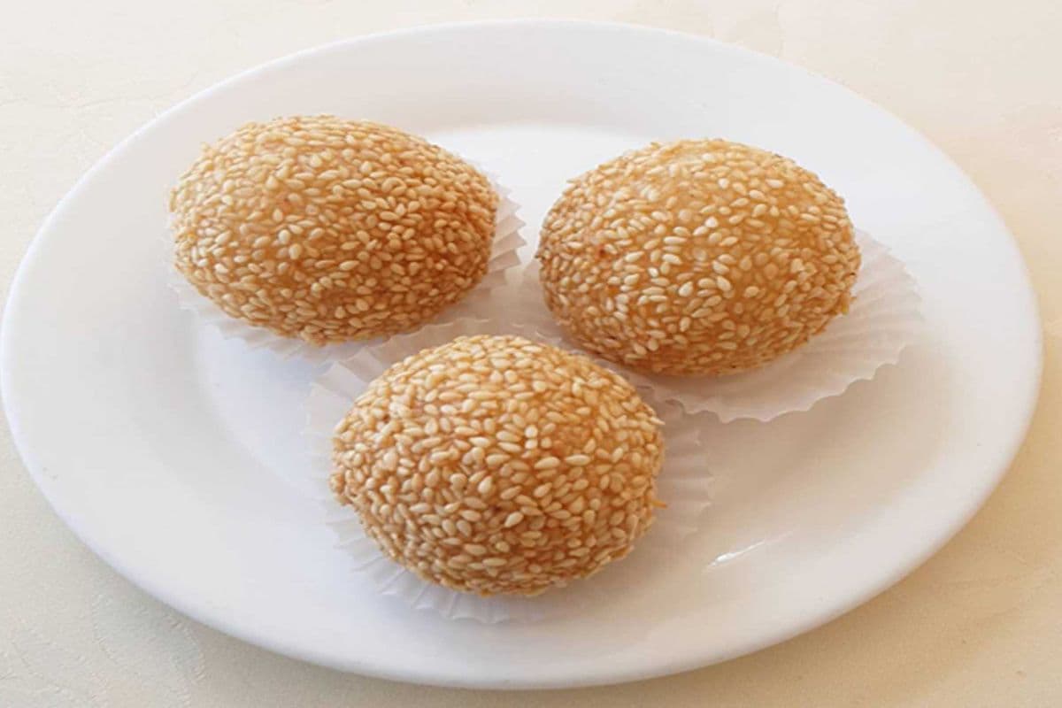 26. Fried Sesame Balls