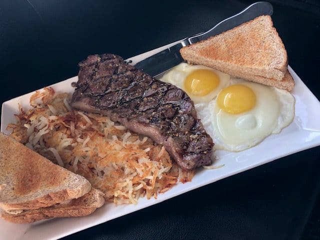 Steak and Eggs (6 oz)