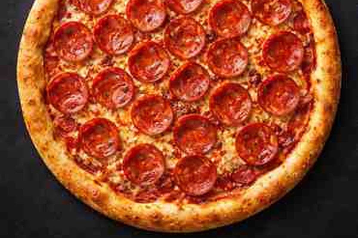 Large Pesto Pepperoni Pizza