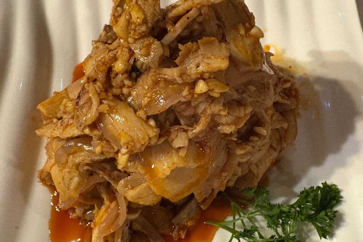 Pork with Spicy Garlic Sauce 蒜泥白肉