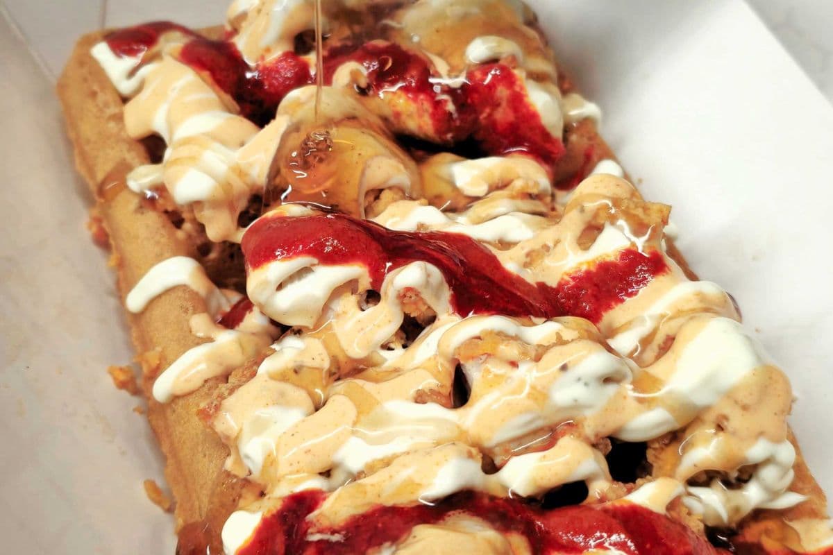 Fried Chicken on Waffle