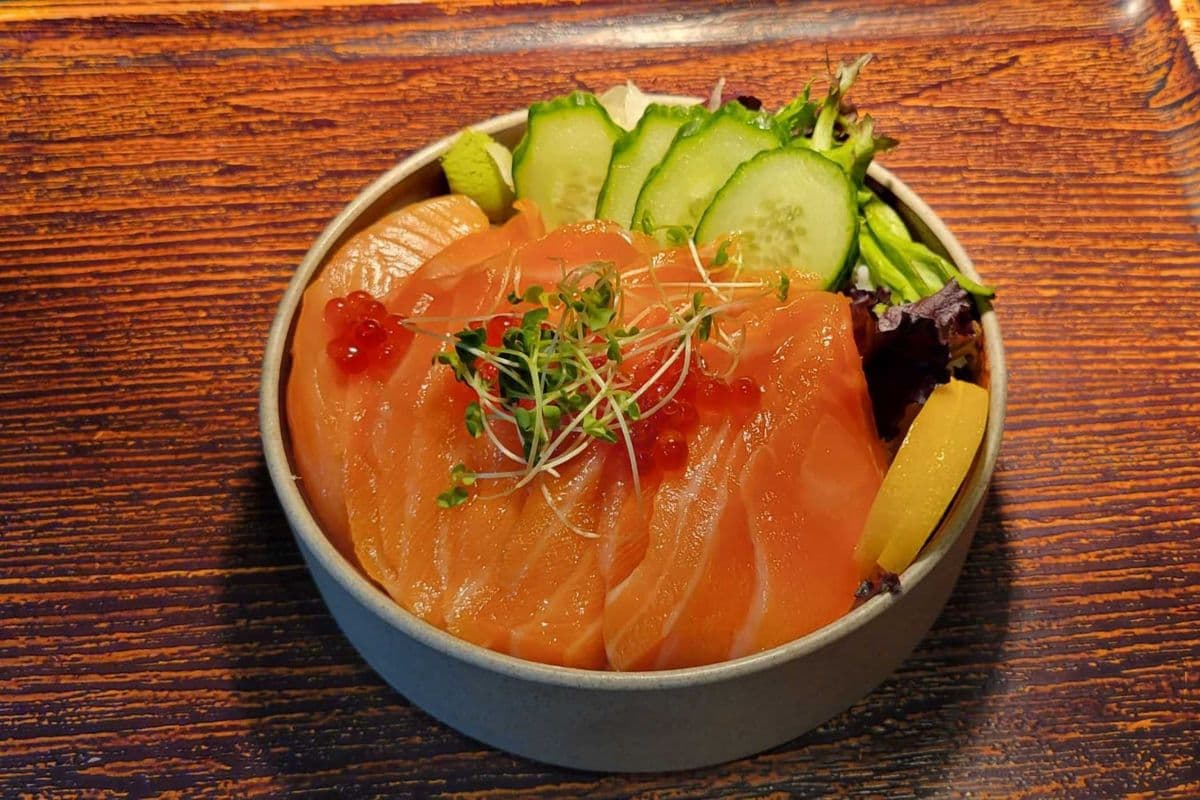 Salmon Ikura Don