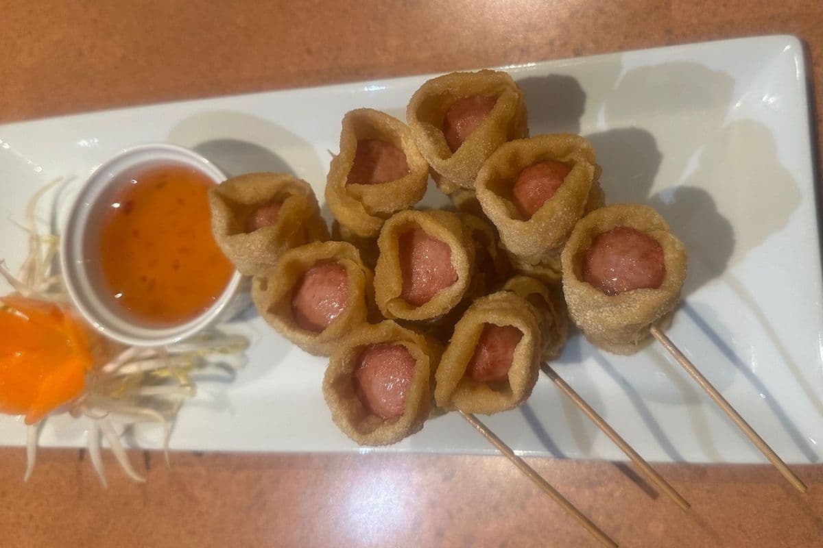 Golden Hotdog Bites (Three hotdog skewers.) (350 Cal)